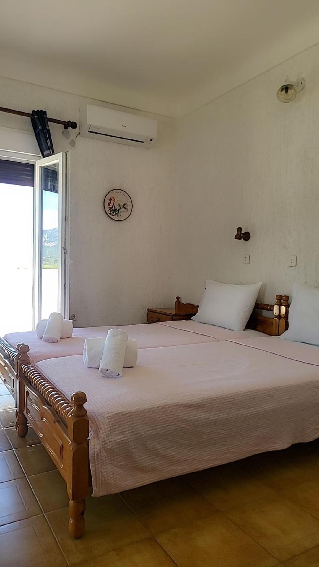 Hotel Ireon Beach Samos Town Extérieur photo